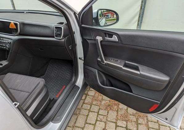 Kia Sportage cena 84999 przebieg: 96895, rok produkcji 2020 z Ozorków małe 232